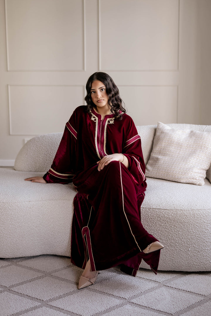 KANDOURA VELVET BURGUNDY | MIORÉ