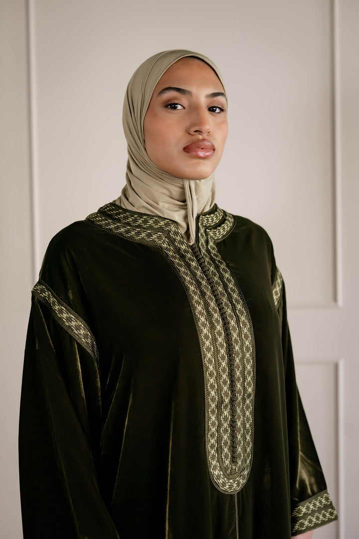 KANDOURA VELVET  OLIVE SHADOW | MIORÉ